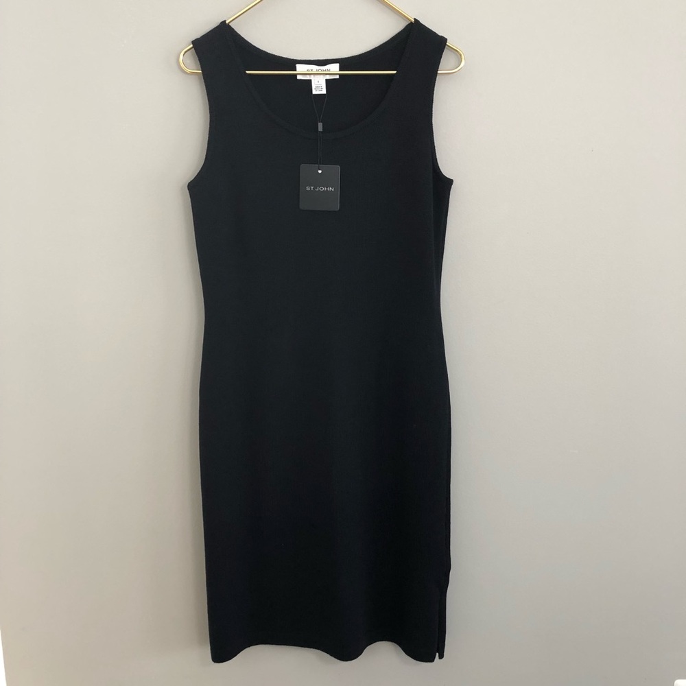 🎉 SOLD🎉ST. JOHN Collection Santana Knit Dress